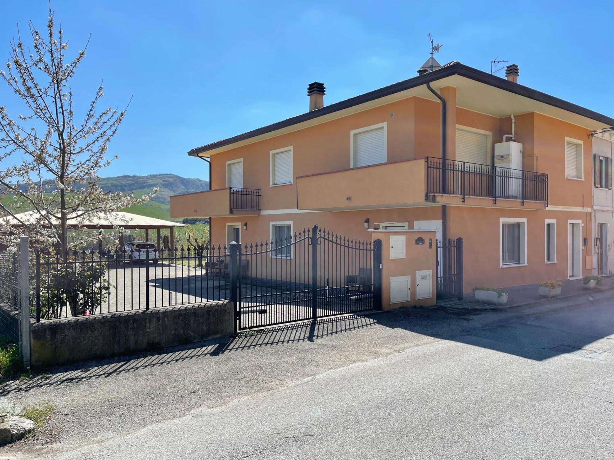 Agriturismo Ca' Maggio Sasso Feltrio Eksteriør bilde